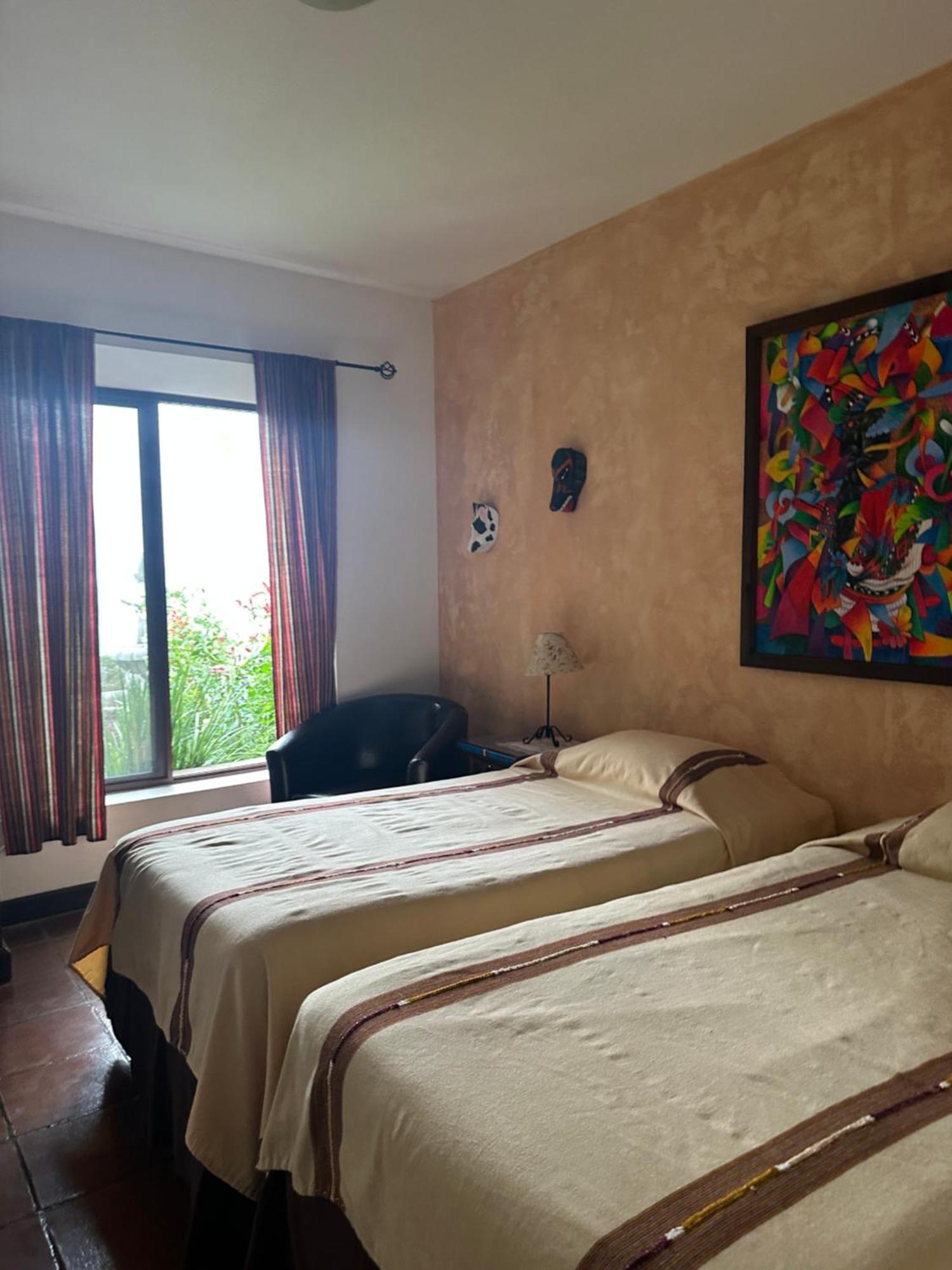Casa Elena Bed and Breakfast Antigua Exteriör bild